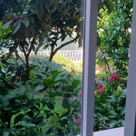 Giardino Appartement Marina di Massa